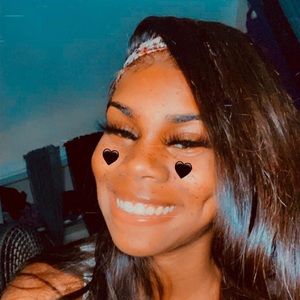 Meet your Posher, Dkiah